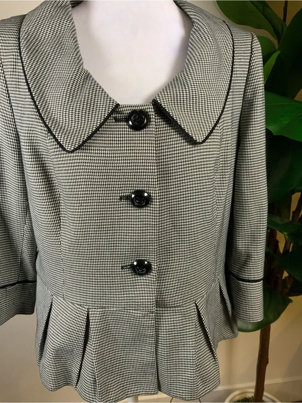 Jones New York Black and White Checked Peplum Blazer